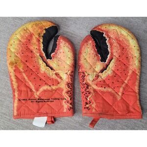 Lobster Claw Oven Mitts Vintage 1992 Boston Warehouse Novelty Seafood NEW w Tag
